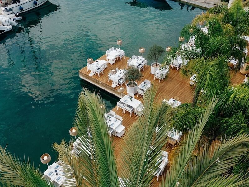 Yacht Classic Hotel