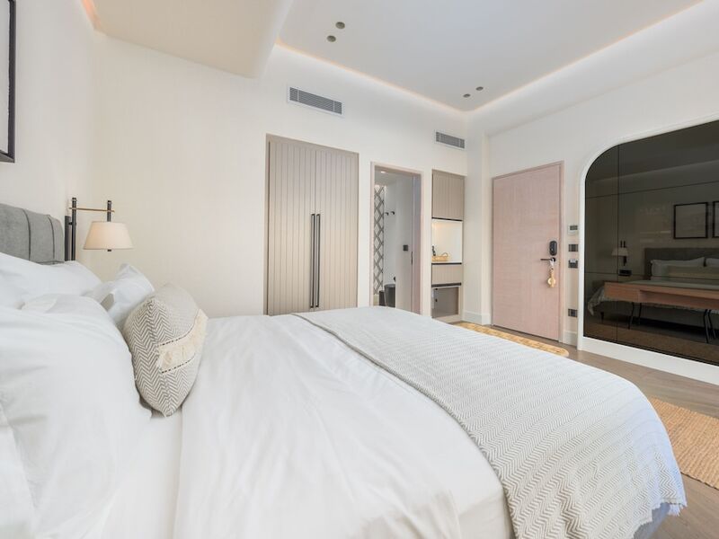 Yacht Classic Hotel