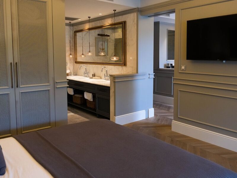 Yacht Classic Hotel