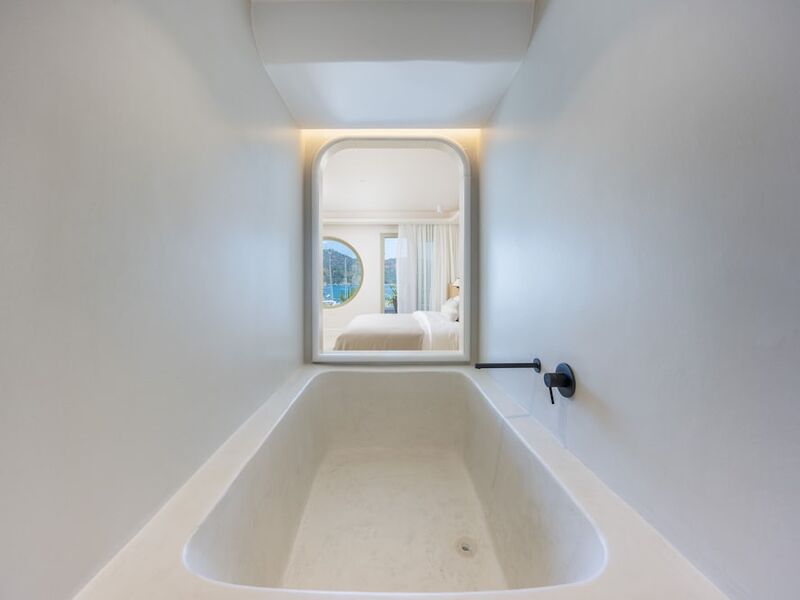 Yacht Classic Hotel