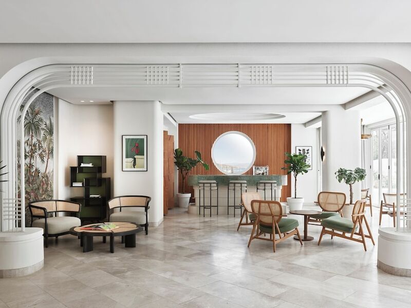 Yacht Classic Hotel