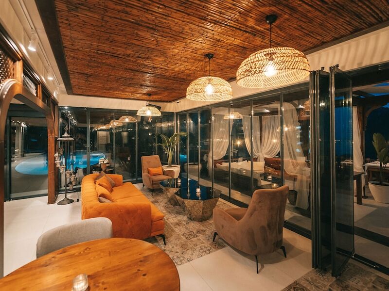Lissiya Hotel