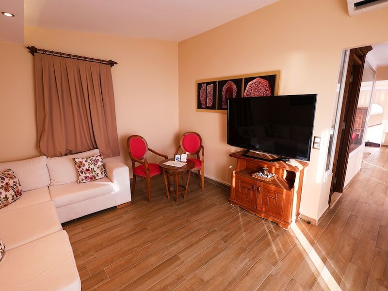 Lissiya Hotel