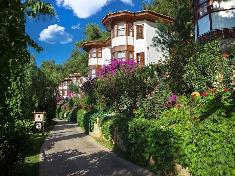 Club & Hotel Letoonia
