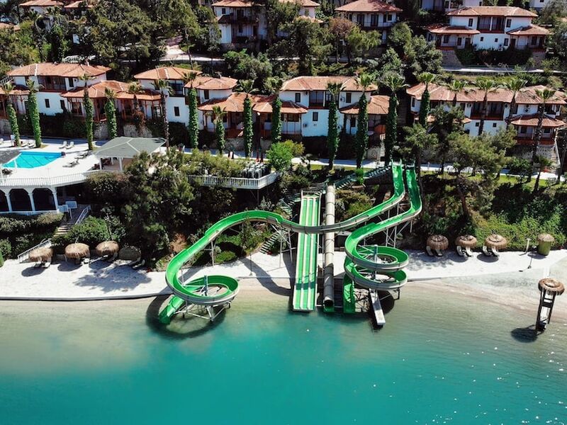 Club & Hotel Letoonia