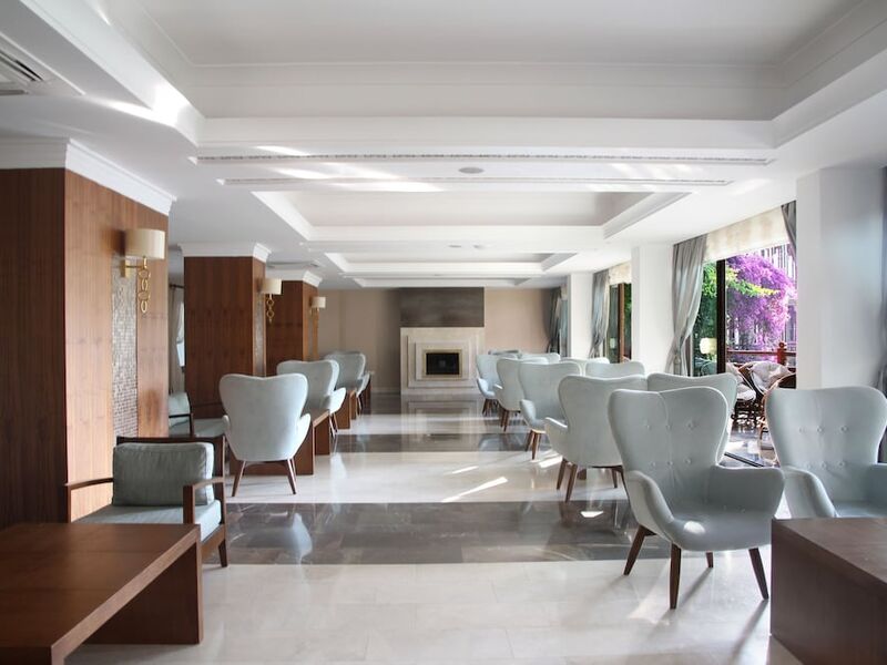 Club & Hotel Letoonia