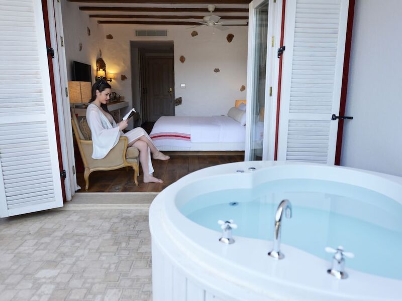 Hotel Unique