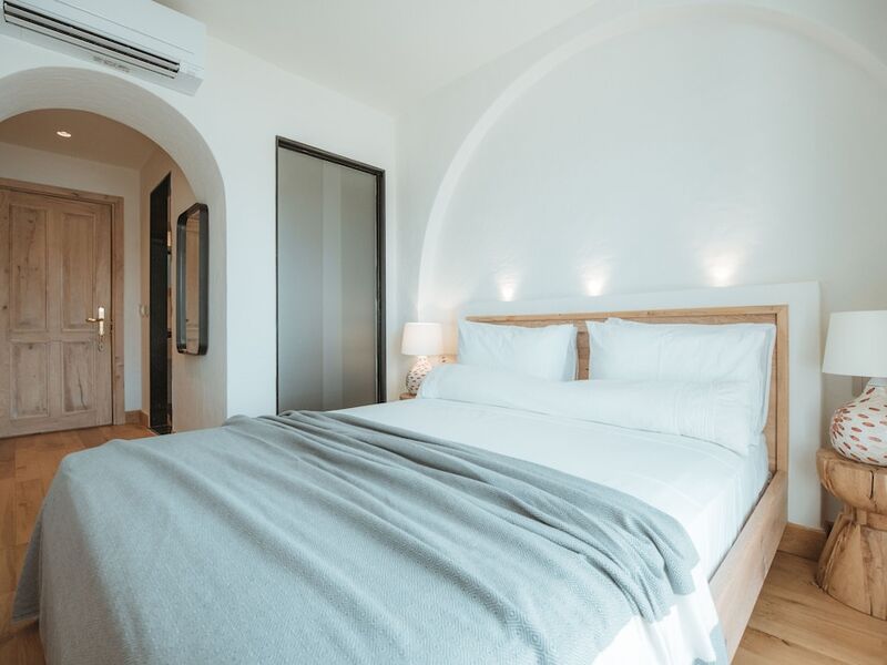 Hotel Unique