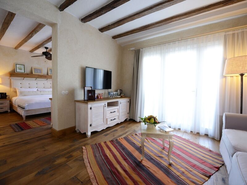 Hotel Unique