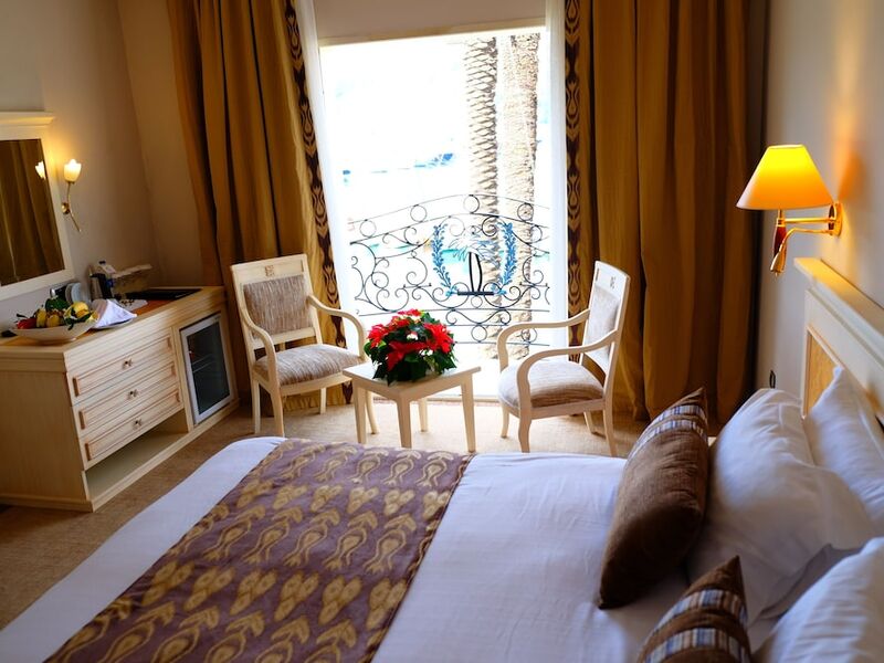 Ece Saray Marina & Resort