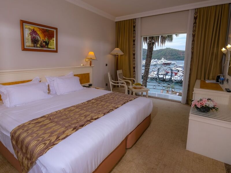Ece Saray Marina & Resort