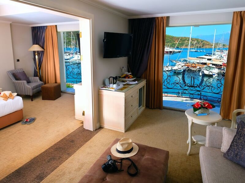 Ece Saray Marina & Resort
