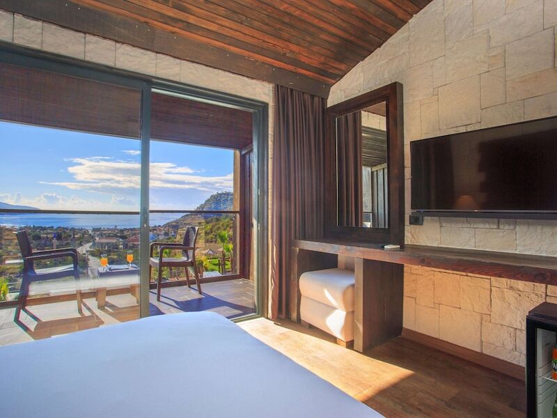 Manaspark Deluxe Hotel