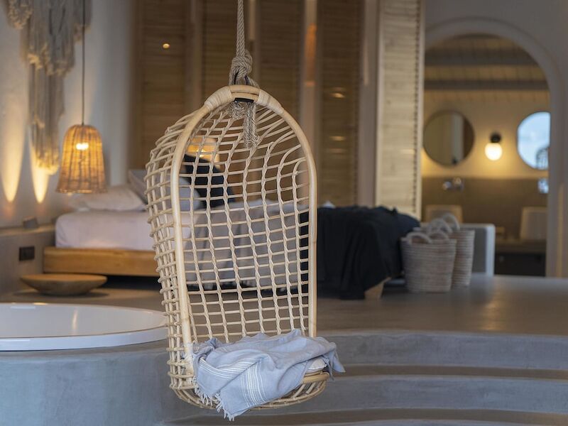 Yacht Boheme Hotel