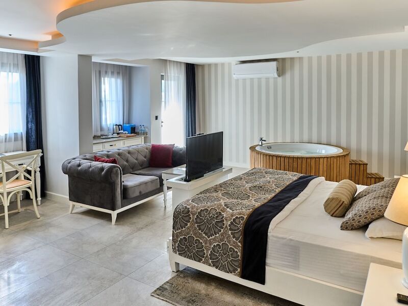 Salonika Suites
