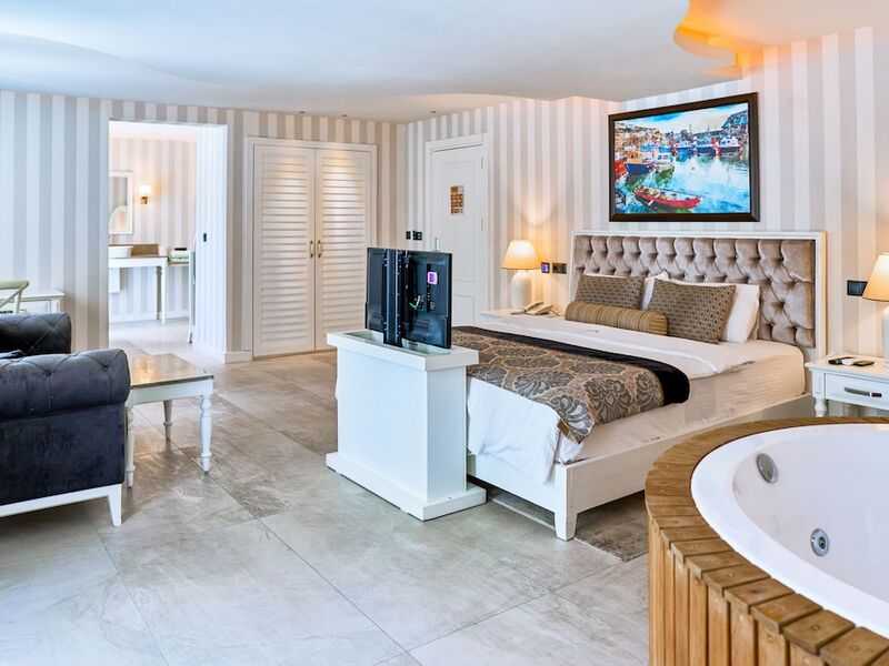 Salonika Suites