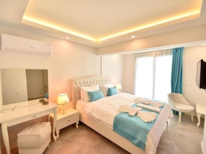 Monastery Suites Hotel