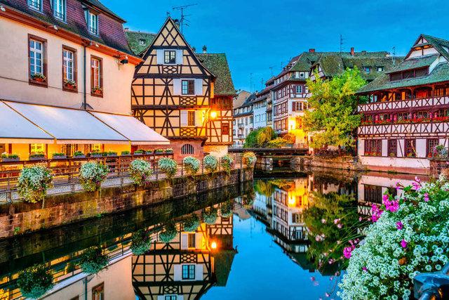 Fly Elegant Benelux ve Alsace ve Paris Anadolu Jet Hava Yolları ile 7 Gece 