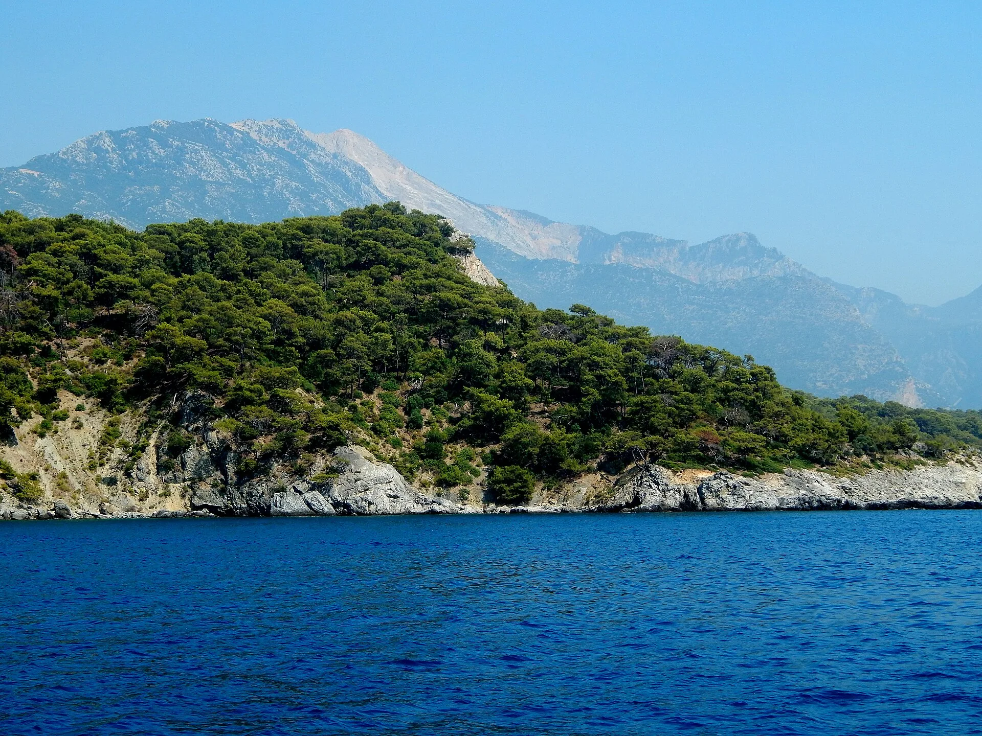 Villa Adel, Arkada Babadağ ile Ölüdeniz kıyısı, Hisarönü çevresi