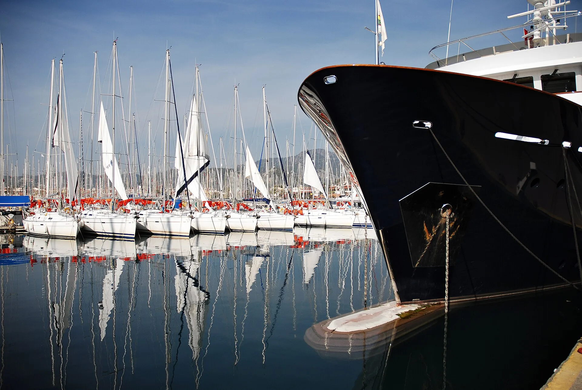 Marmaris limanı ve koyu, Muğla