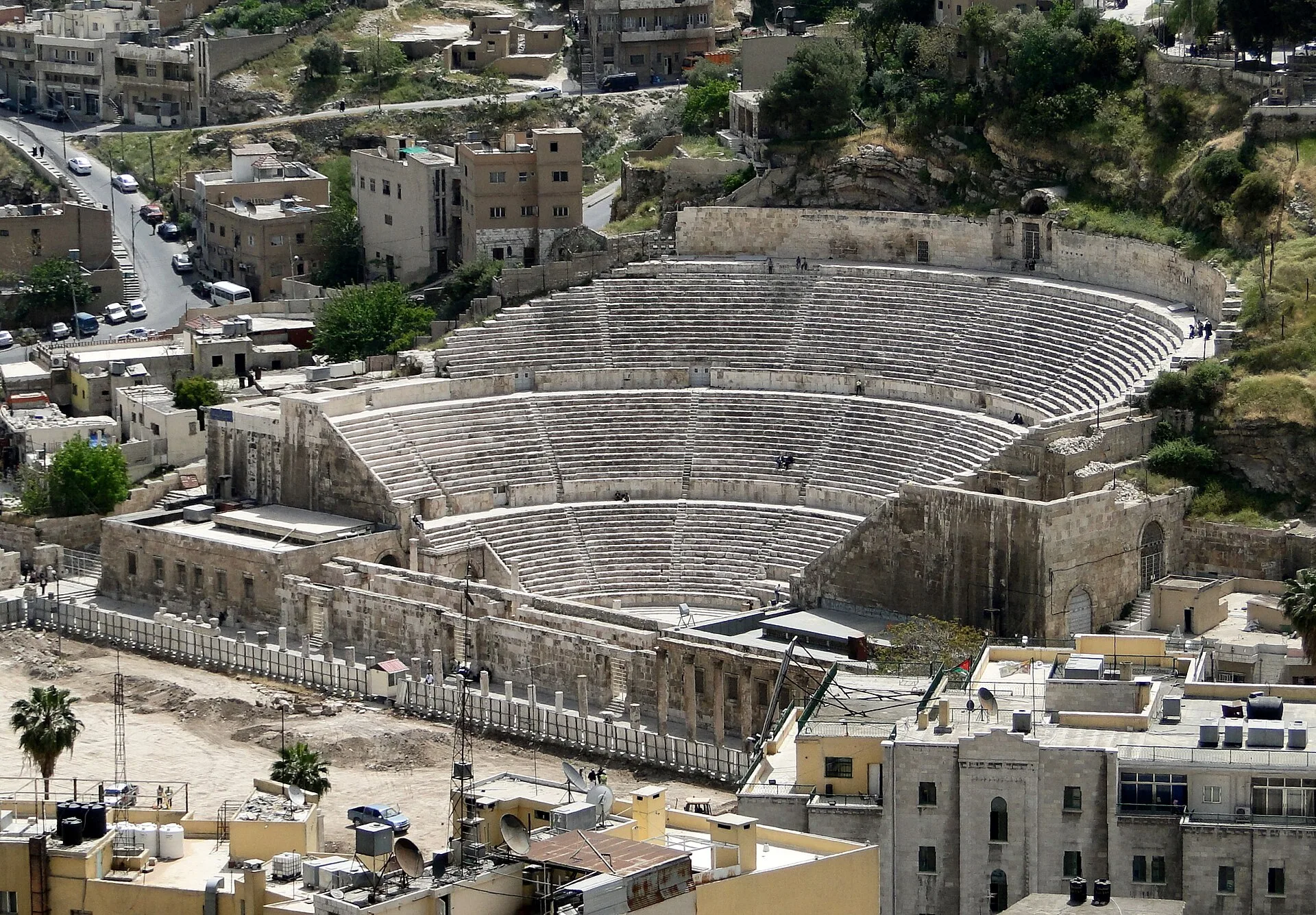 Ürdün Turu 4 Gece: Amman, Petra, Wadi Rum, Ölü Deniz - İstanbul Çıkışlı, Amman'daki Roma tiyatrosu, Ürdün